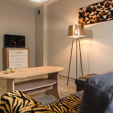 코잘린 Apartament Deluxe Centrum 2 아파트 외부 사진